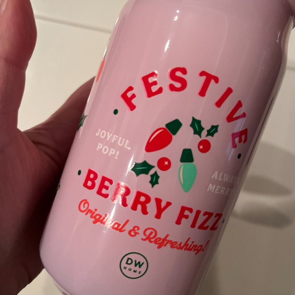 Scented Candle‎ by DW Home Berry Fizz  – TikTok Famous Soda Can Design (hol/x)